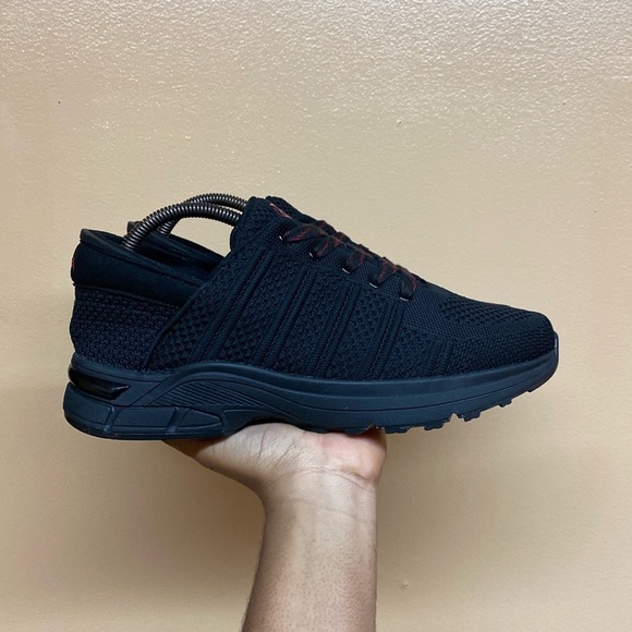 ZEBA Hands Free Slip On Sneakers Black Ember - Picture 1 of 17